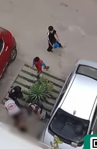 Material grabado por testigos servirá para identificar a estos malos barristas. (Latina Noticias)