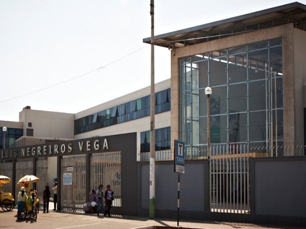 Víctima permanece grave en hospital Negreiros del Callao.