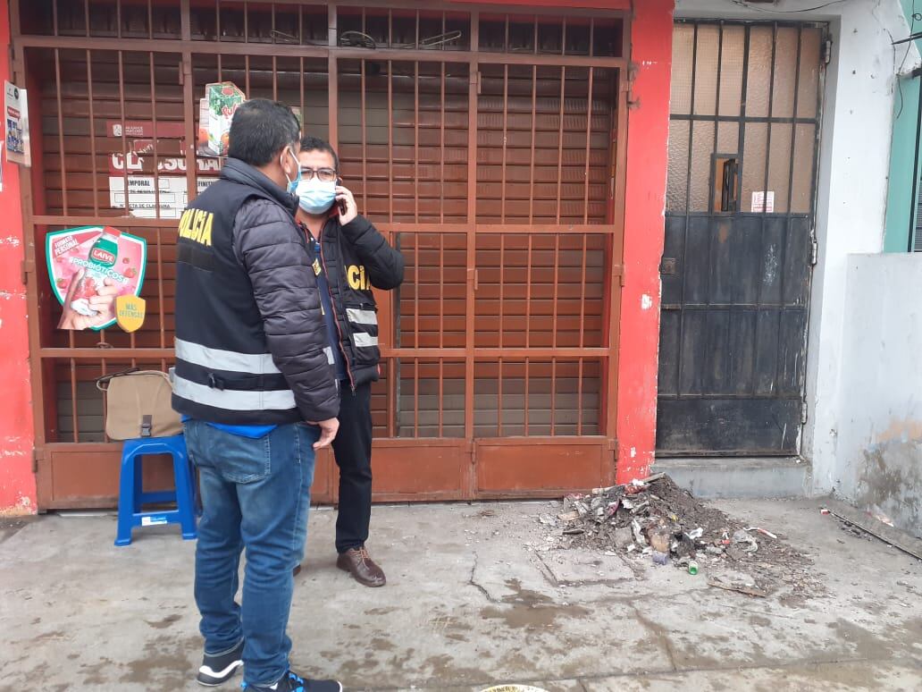 El reciclador Jhonatan Ramírez fue a un velorio a sacar a su pareja y ante la negativa de ella se irse con él, la amenazó y quemó la casa a su suegra. (foto: TROME)