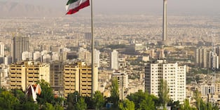 País destaca por grandes reservas de petróleo y gas natural que sostienen su relevancia estratégica y económica. Foto: Internet.