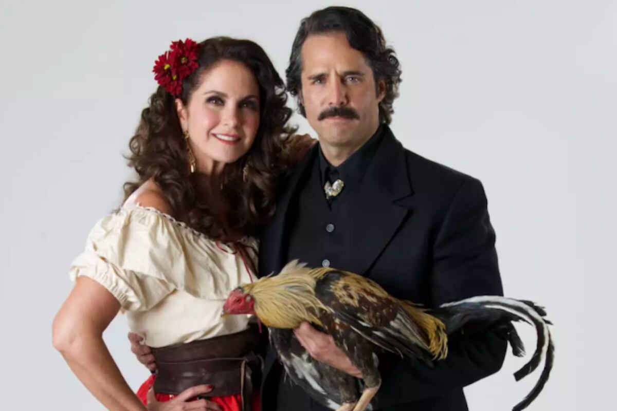 Los protagonistas en una imagen promocional de la serie (Foto: TelevisaUnivision)