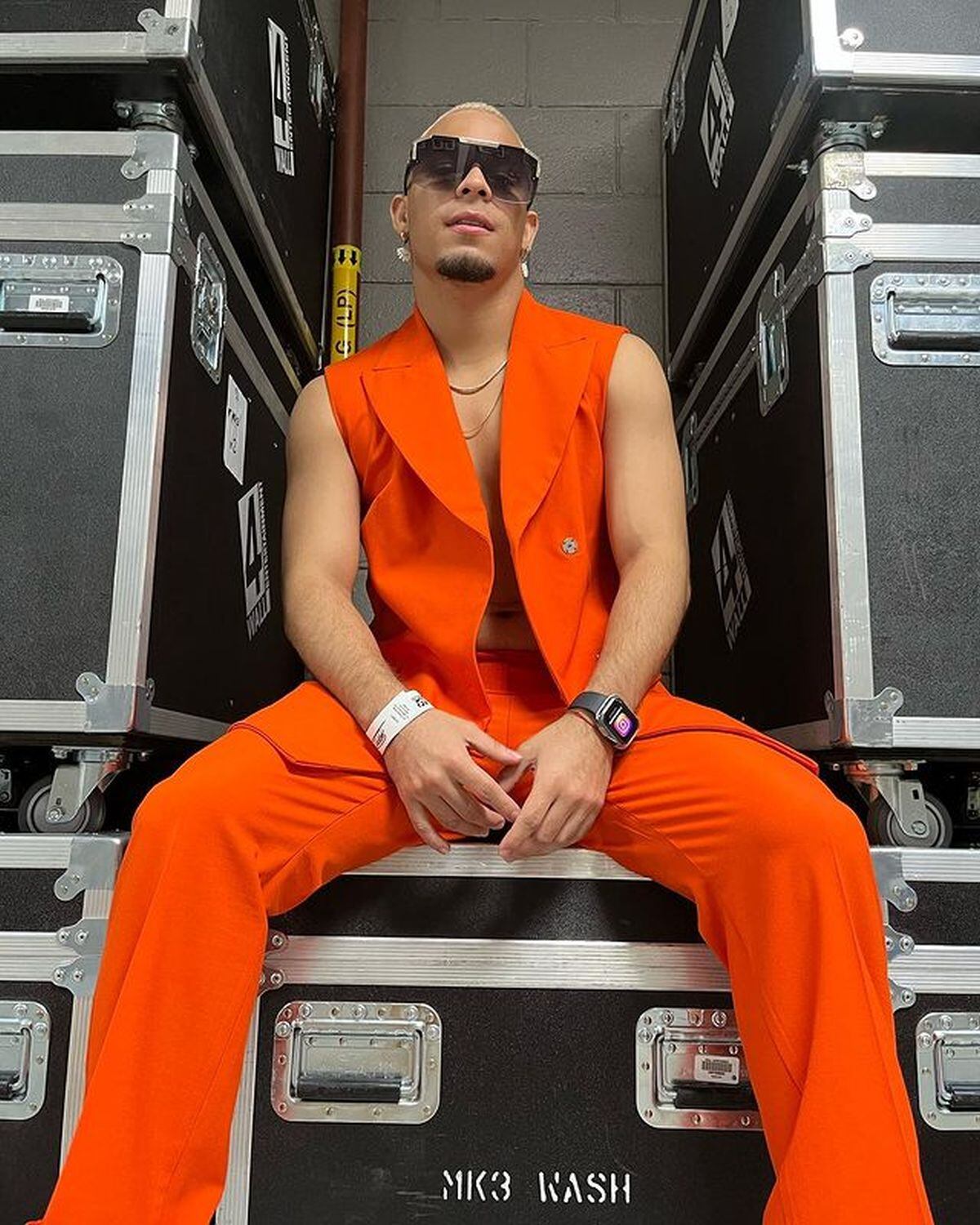 Es parte del elenco de baile permanente de "Conejo Malo" (Foto: Nigel O'Brian / Instagram)