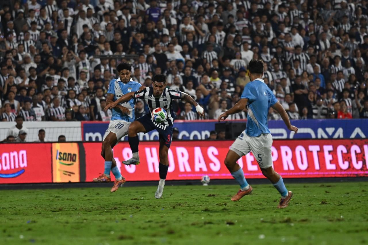 Alianza Lima vs. Sporting Cristal. (Foto: Jesus Saucedo / GEC)