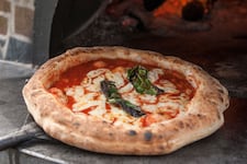 Mundo Escolar: ¿Dónde se preparó la primera pizza?