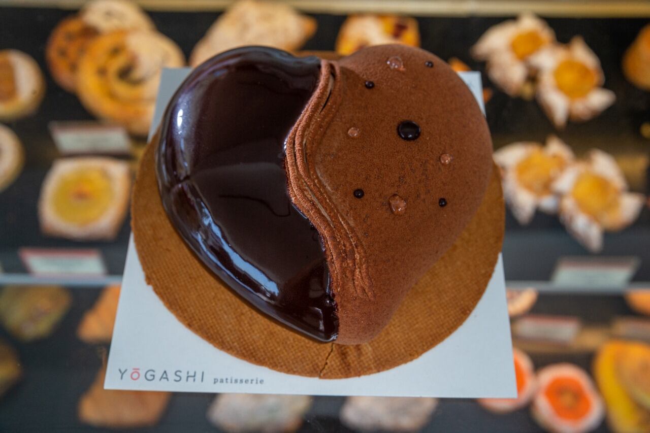 Cerca de 55 postres salen a diario en la tienda.
Foto : Allergino Quintana.