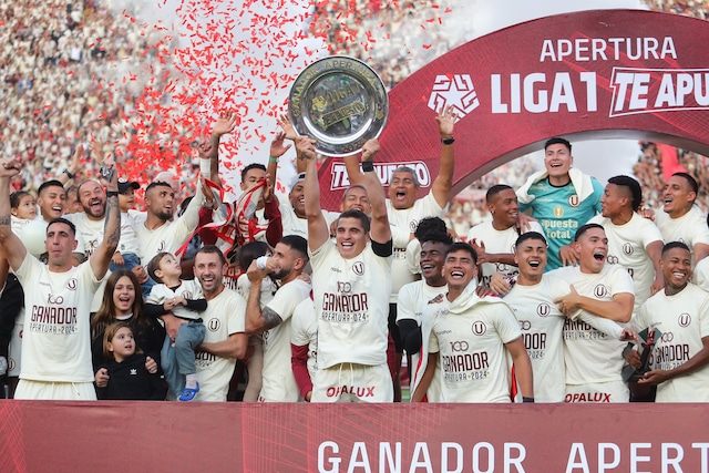 Celebración de Universitario como ganador del Torneo Apertura (Fotos: Jesús Saucedo)