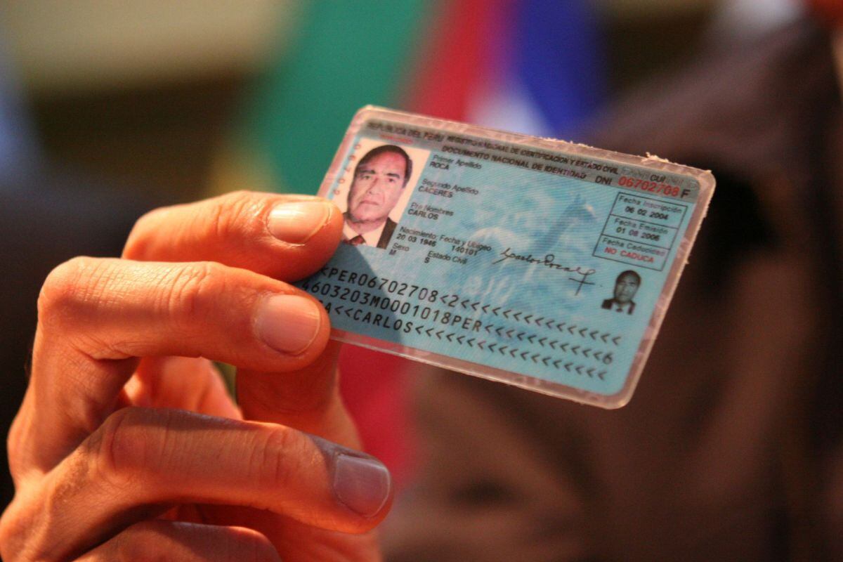 El DNI es el documento que todo peruano debe usar de forma obligatoria para identificarse en territorio nacional e instituciones del país en el extranjero (Foto: Andina)