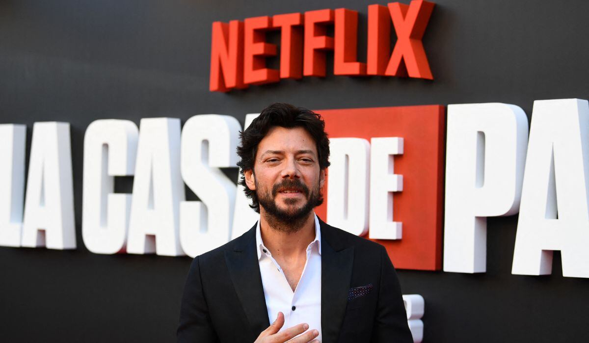 Álvaro Morte posa durante un photocall para la presentación del programa de televisión español "La Casa de Papel" 3a temporada el 11 de julio de 2019 en Madrid (Foto: Gabriel Bouys / AFP)