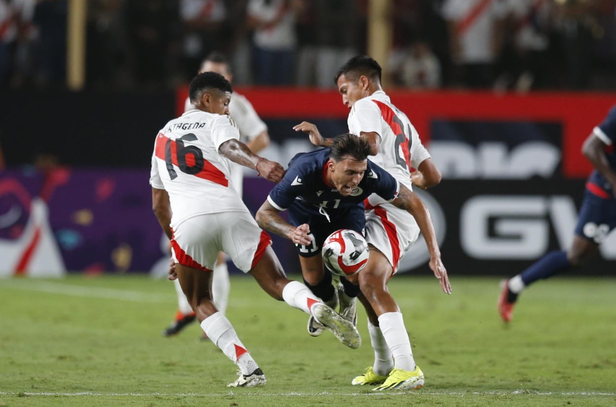 Partido amistoso entre la selección peruana y su par de República Dominicana previo al inicio de la Copa América. Foto: Violeta Ayasta/@photo.gec