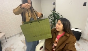 Alejandra Baigorria sorprendió a Zully con costosa cartera Gucci | VIDEO