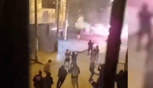 Los Olivos: Vándalos se enfrentan con piedras, palos y cohetes en aniversario de asentamiento humano | VIDEO