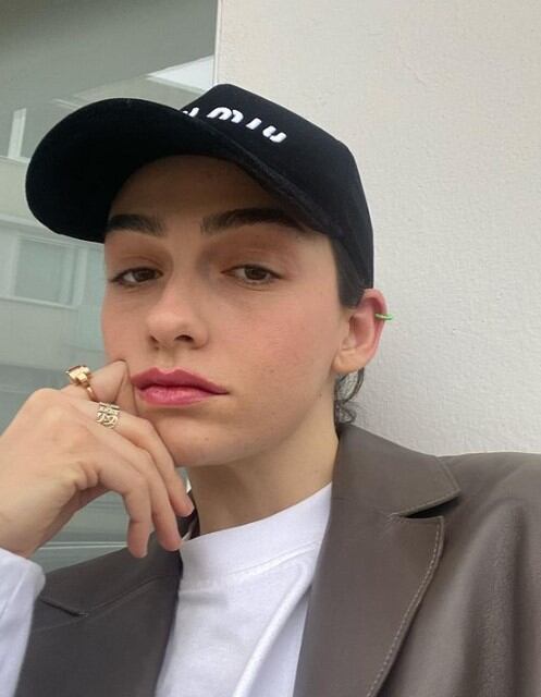 Hazar Ergüçlü nació en Nicosia Norte (Foto: Hazar Ergüçlü/Instagram)