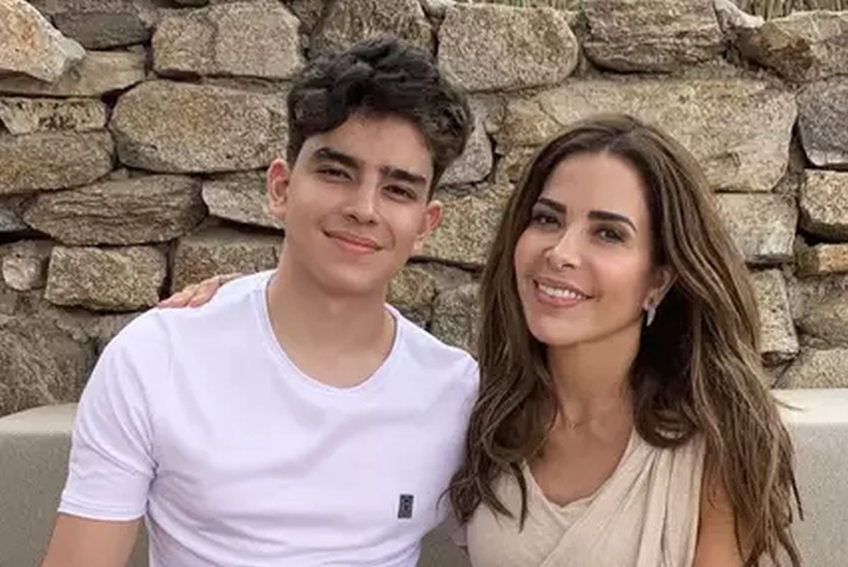 Trevi junto a Ángel Gabriel, el hijo que tuvo con Andrade (Foto: Gloria Trevi / Instagram)