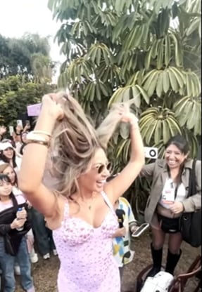 Pamela López feliz con evento de su club de fans