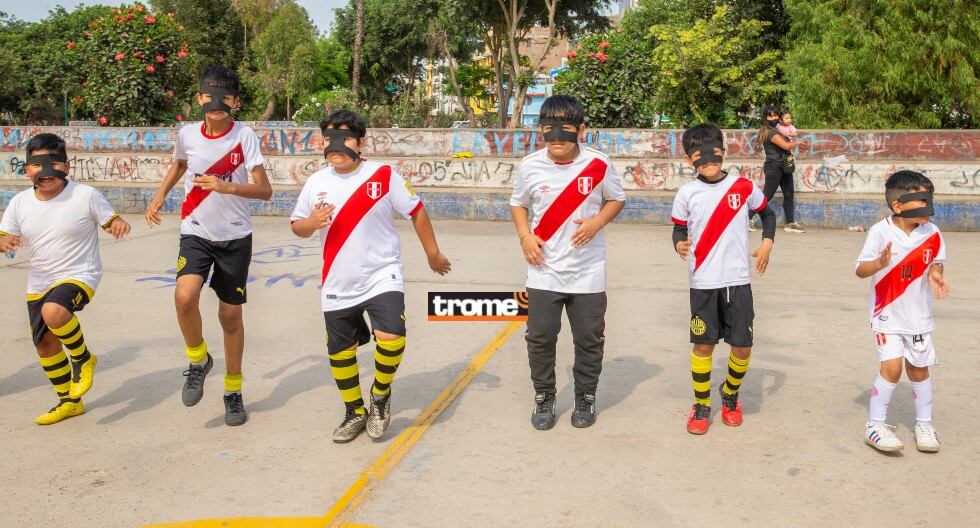 'Lapadulitas' entrenan en canchita, son hinchas peruanos y tienen en el corazón a Gianluca Lapadula y a toda nuestra selección. (Entrevista: Isabel Medina / Fotos: Allengino Quintana)