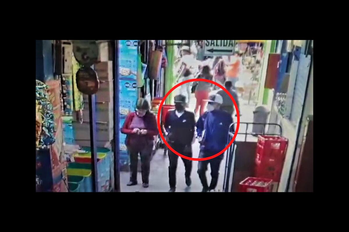 Asaltan comerciantes de mercado y repartidor.