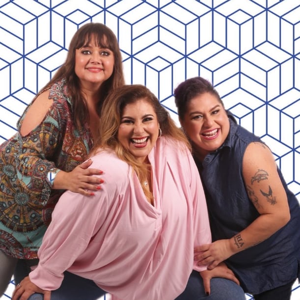 La obra ¡Qué pesadas! estará en el Teatro La Plaza este martes 22 y 29 de noviembre. Participan las artistas Claudia Bérninzon e Issa Ringgold. Foto: Javicho Rivero/Instagram Mónica Torres.