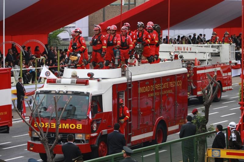 Los bomberos sí estarán presentes en el Desfile Militar de Fiestas Patrias