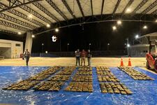 ¡Se iba para Chile! Capturan ecuatoriano con más de un millón de dólares en marihuana cruzando Tumbes