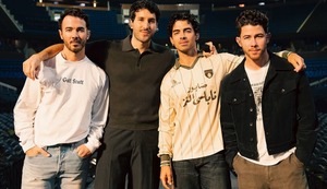Sebastián Yatra se une a los Jonas Brothers en un emotivo concierto en Orlando