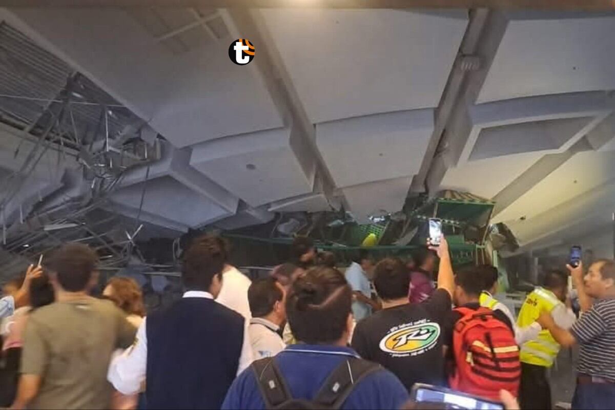 Tragedia en Trujillo. Habrían niños atrapados bajo la pesada estructura. (Captura Video)