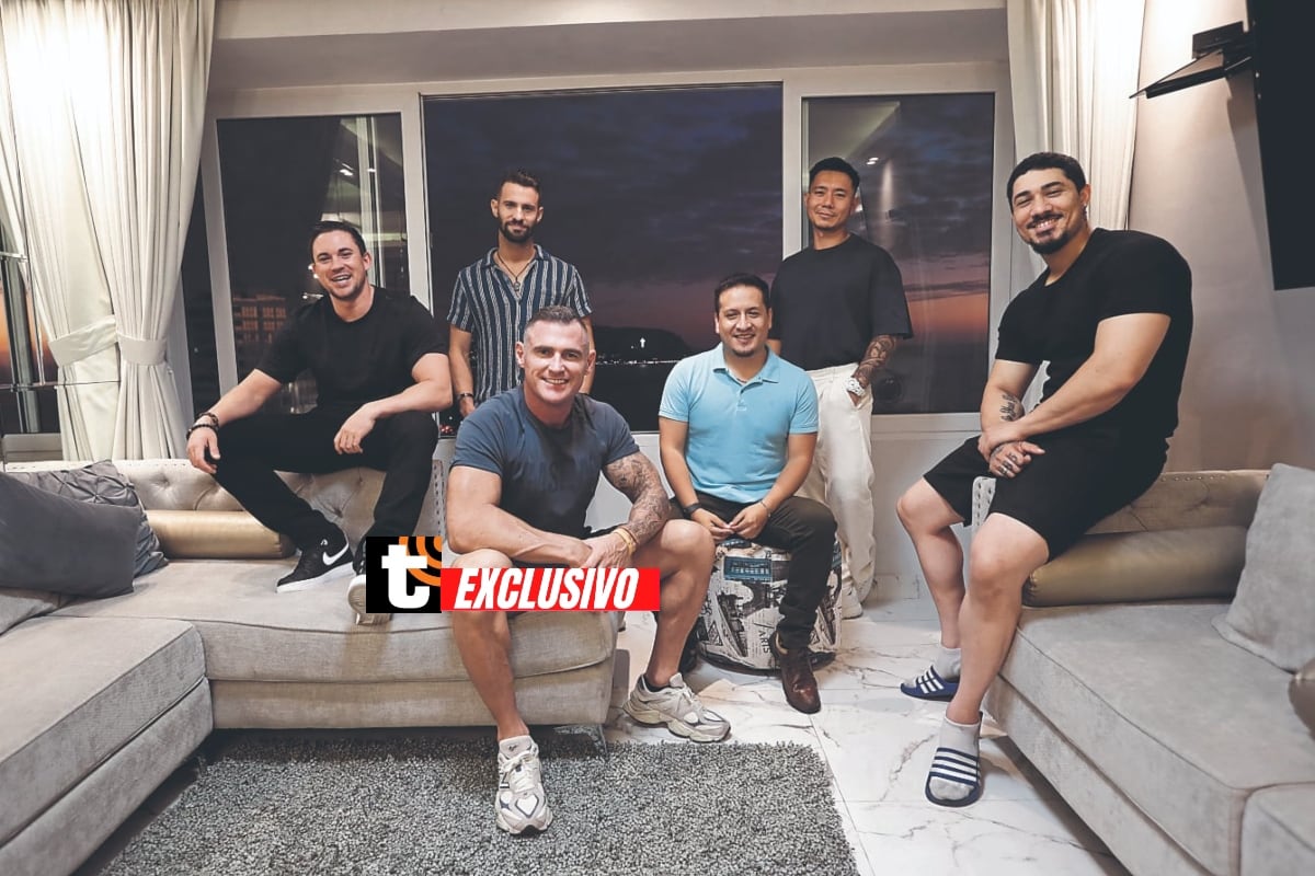 Will Parfitt y el elenco de Magic Men