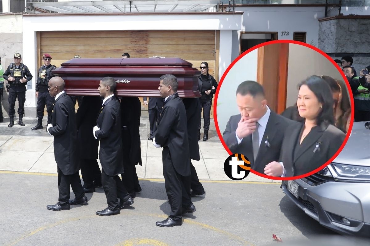 Salida del cuerpo del.ex presidente Alberto fujimori hasta el Ministerio de Cultura para ser velado.
Fotos: Hugo perez /@photo.gec