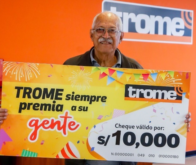 Teófilo Zavala Atoche, de 82 años, ganó 10 mil soles tras jugar "El Mago de la Suerte" de Trome.
