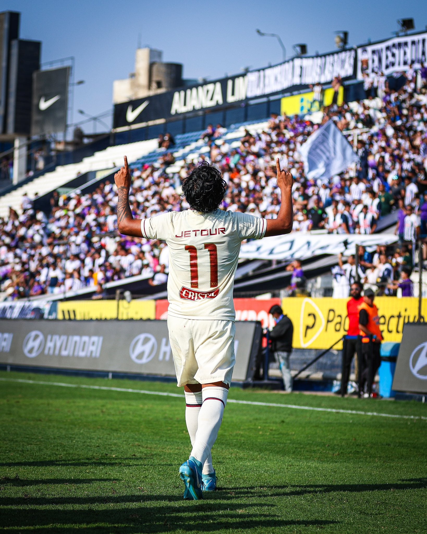 Yuriel Celis y Rodrigo Dioses marcaron los goles de Universitario. (Foto:
Liga1 Te Apuesto)