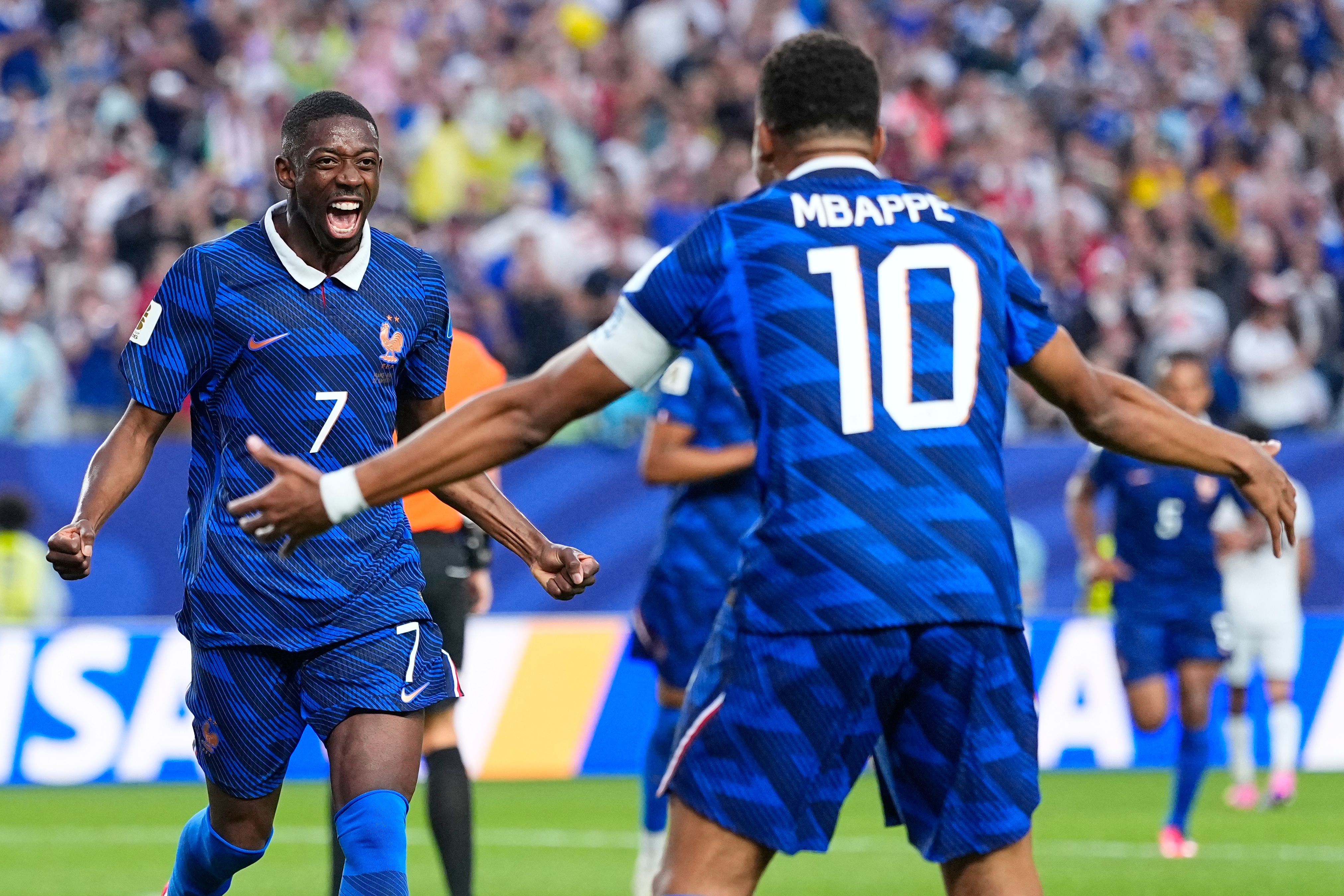 Dembelé celebra su primer gol con la selección de Francia en Copas del Mundo. (Foto: AP/Petr David Josek)