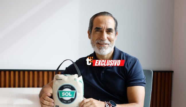 Junto a Manzur Fegale, de Unacem, hacemos un recorrido por la historia de Cemento Sol y su impacto en el país. Foto: Mario Zapata.