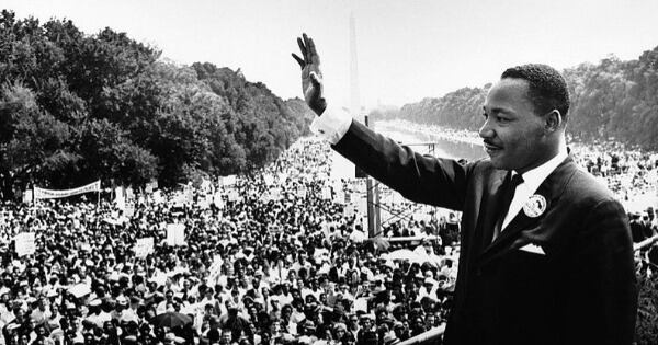 Martin Luther King Jr. dando su discurso en Washington DC. | Foto: Getty