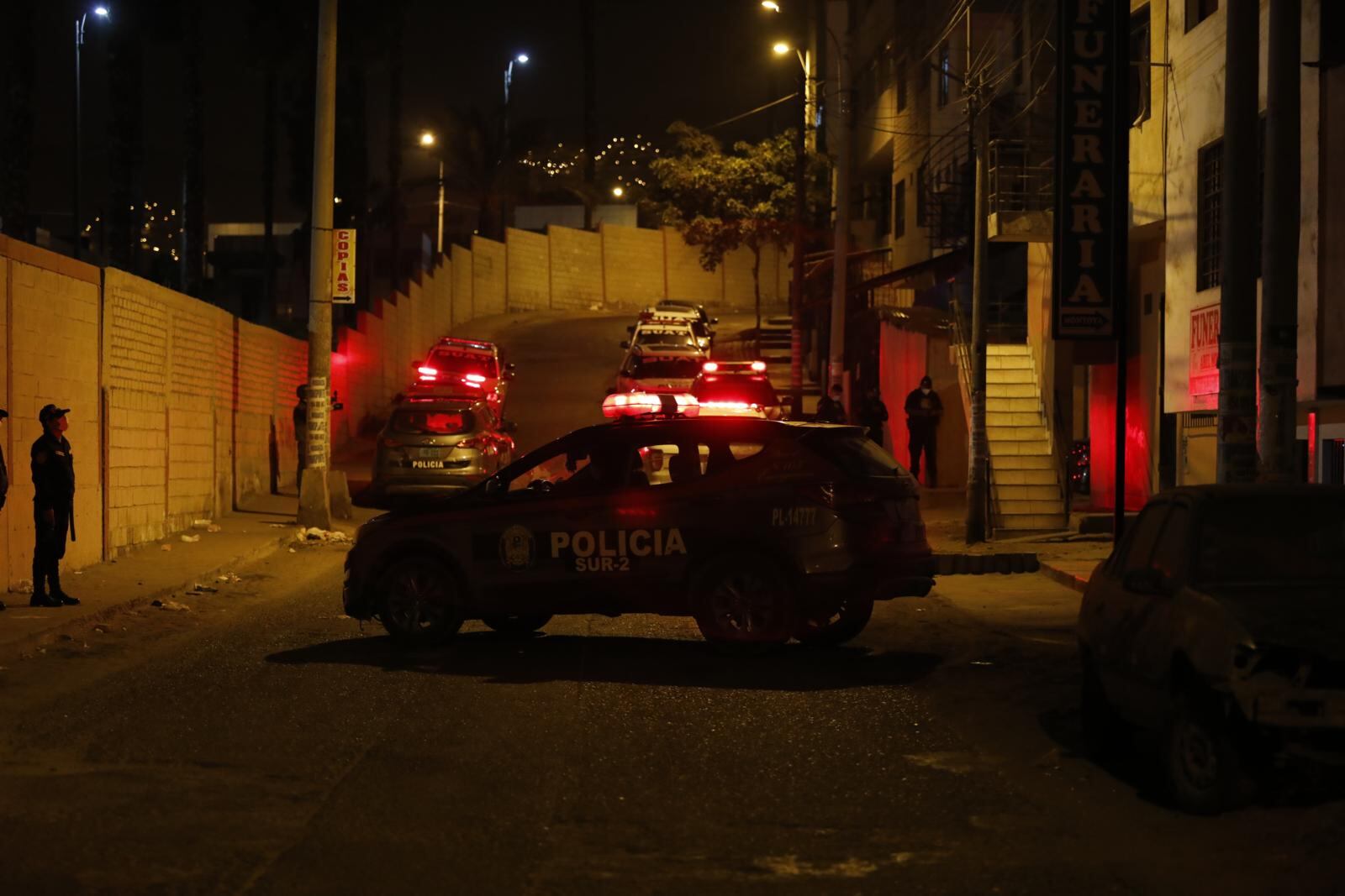 La Policía realizó un impresionante operativo para capturar al sujeto que asesinó a padre de familia, en San Juan de Miraflores. | Foto: Cesar Bueno