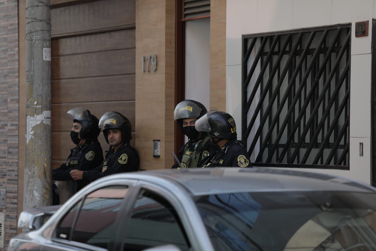 Incautación de la casa de Sarratea. (Foto: Anthony Niño de Guzmán / @photo.gec)