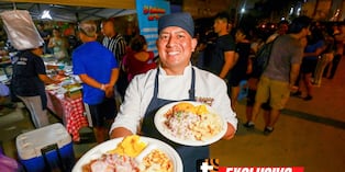 Chef revolucionó las noches de Comas con su riquísima comida marina. Foto: Lenin Tadeo / Trome.