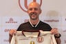 Universitario presentó oficialmente al español Javier Rabanal como su nuevo entrenador | VIDEO