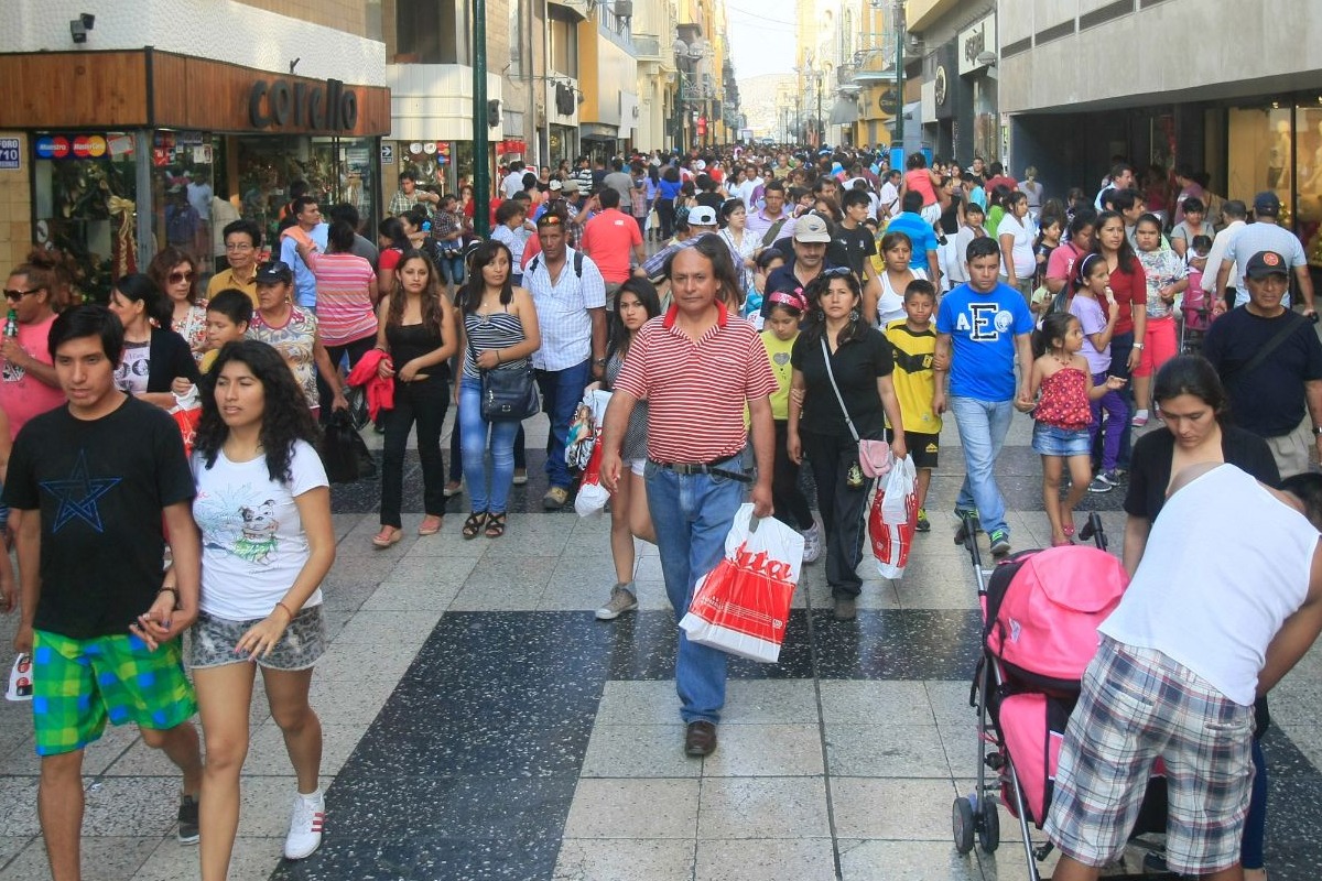 El fotógrafo Gary habla acerca de la recesión que pasa el país y los problemas que afrontará con las marchas en donde se infiltran violentistas.