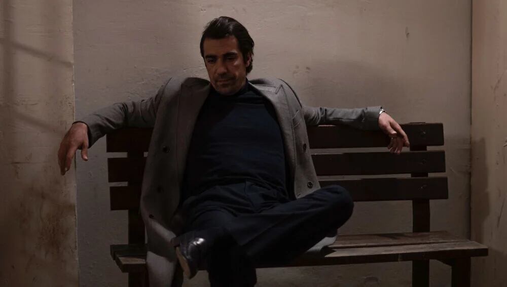 Mehmet entra en la cárcel y se encuentra con Mamut en la telenovela "Tierra amarga" (Foto: Tims & B Productions)