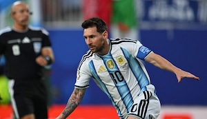 Lionel Messi se luce con un GOLAZO de fuera del área en el Argentina - Argelia en su estreno en el Mundial 2026 | VIDEO