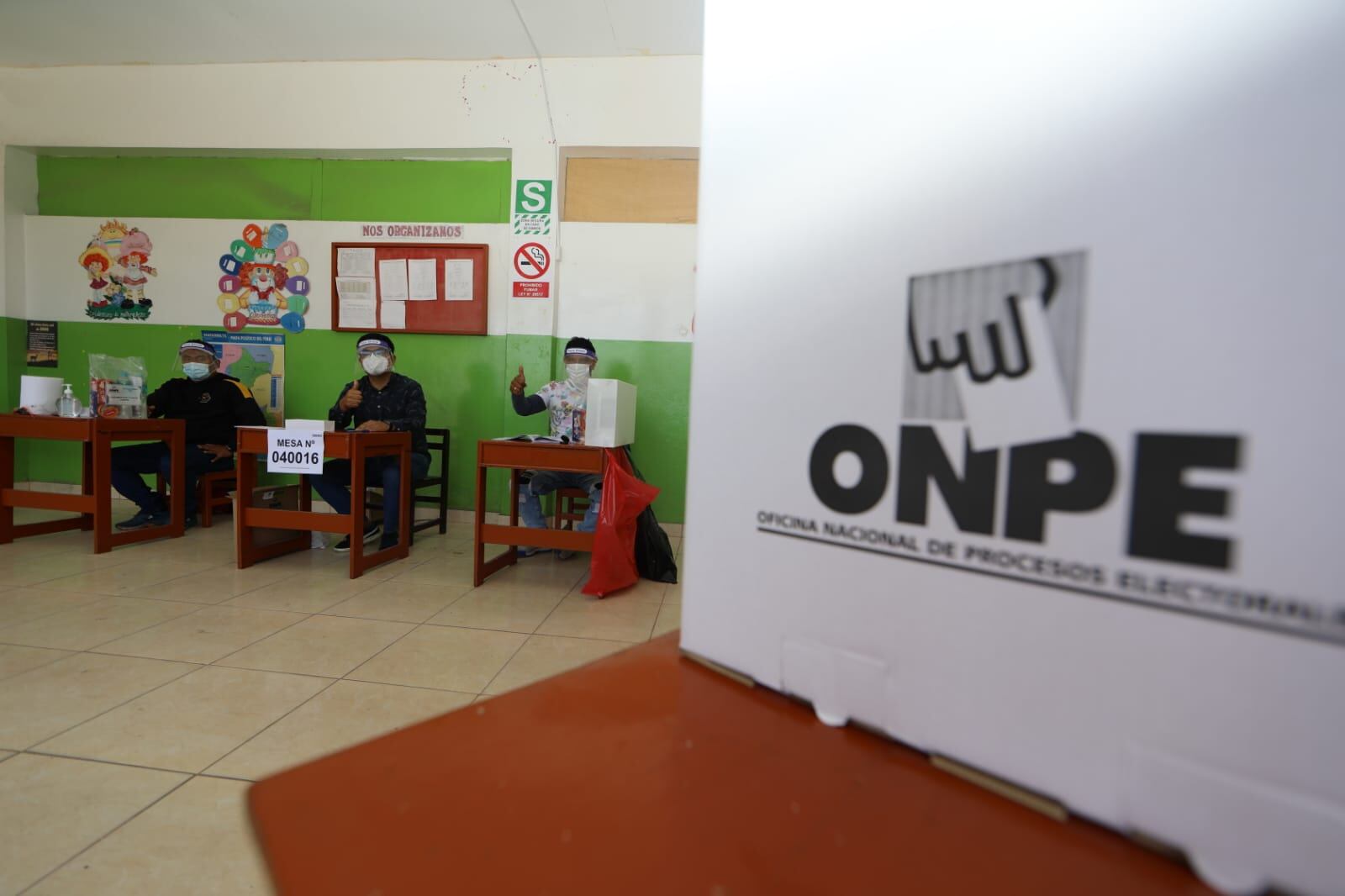 Habrá un mayor número de locales de votación, debido a la pandemia de la COVID-19. (Foto: Facebook @ONPEoficial)