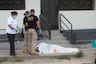 ¡IMPACTANTE! Hombre ebrio acuchilla y mata a mujer en Villa El Salvador: Fue capturado