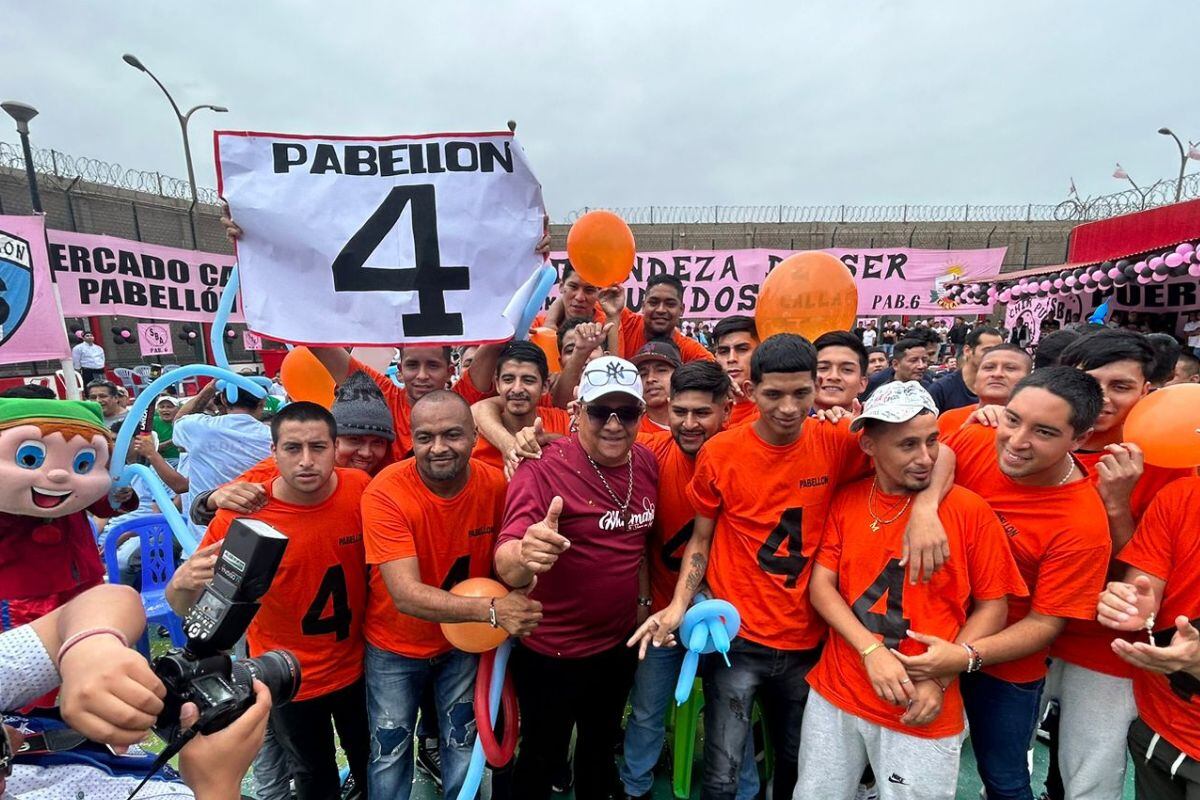 Salseros en penal Sarita Colonia