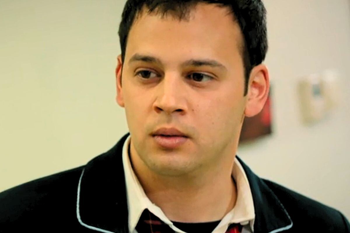 Turan Cihan Şimşek como Oğulcan en la telenovela turca "Hermanos" (Foto: NG Medya)