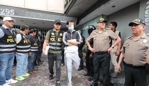 La policia allanó tres call centers por extorsiones a personas que piden préstamos por apps: Hay 300 intervenidos