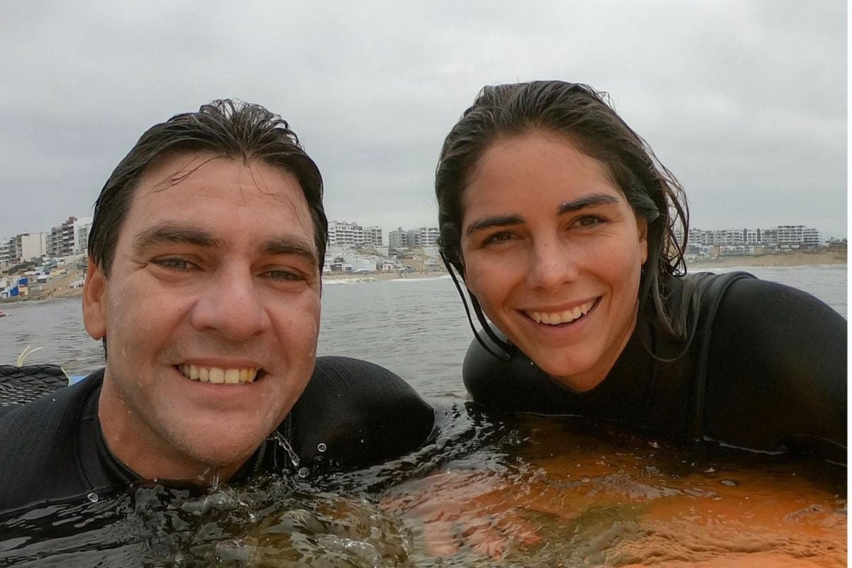 Vania Torres cuenta que su pasión por surfear los unió. (Foto: Difusión)