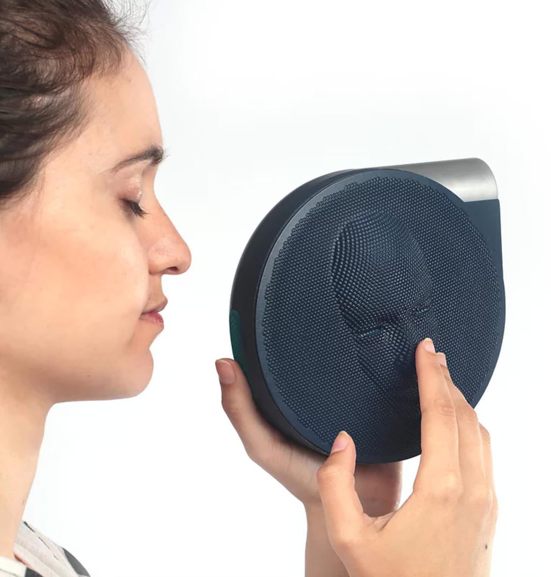 Existen cámaras que ayudan a 'ver' a los ciegos.