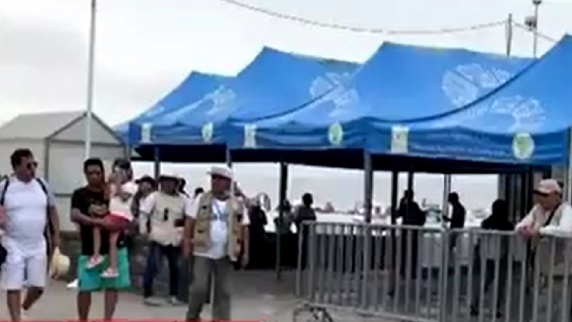 Ica: Cierran puerto de Paracas por fuerte oleaje.