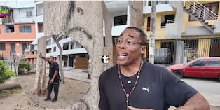 Percy Olivares enseña árbol con historia romántica: “Aquí me le declaré a mi esposa”