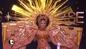 Tati Calmell deslumbró en traje típico en la gala premilinar del Miss Universo 2024