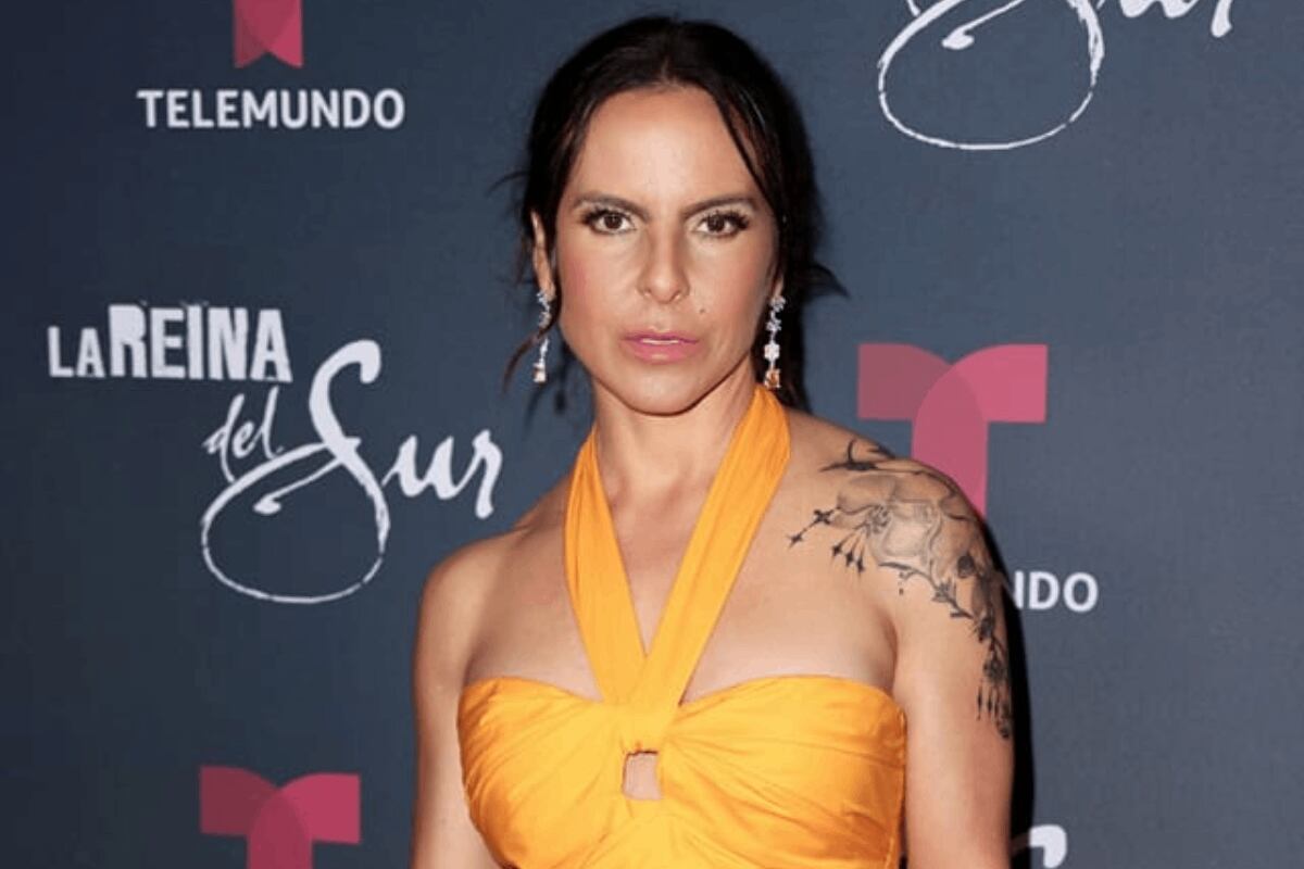 Kate del Castillo interpreta a Teresa Mendoza en "La reina del sur" (Foto: ReinaDelSurTV / Facebook)
